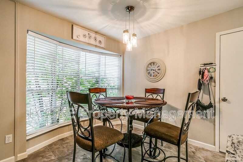 512 Stallion Ln - Photo 6 of 19