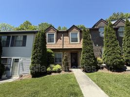 featured image of 1608 Herrin Dr