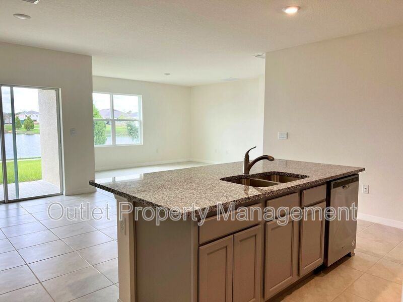 2877 Sunridge Loop - Photo 5 of 13