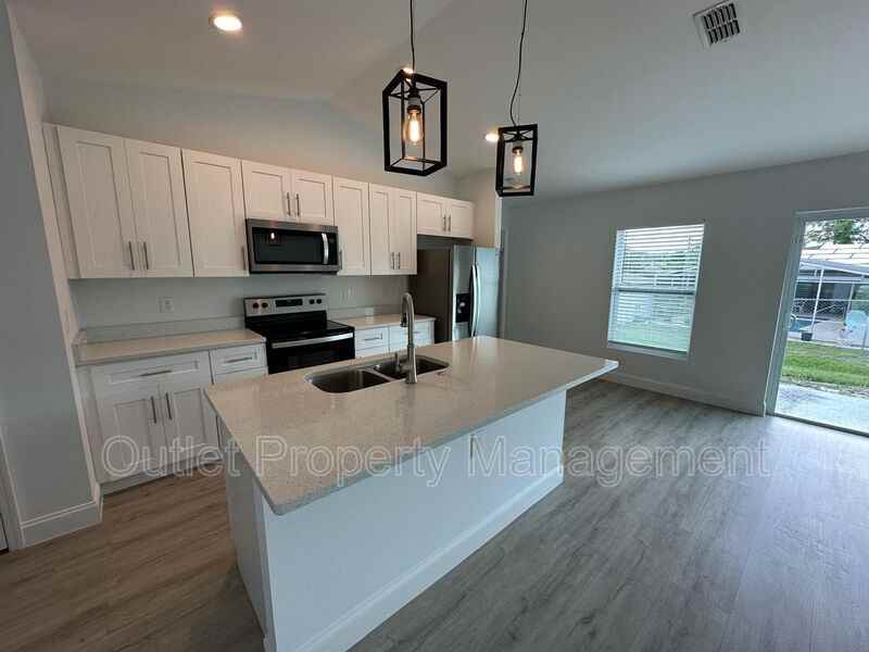 790 W Gaucho Cir - Photo 3 of 25