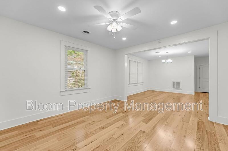 4672 Ohear Ave - Photo 4 of 40