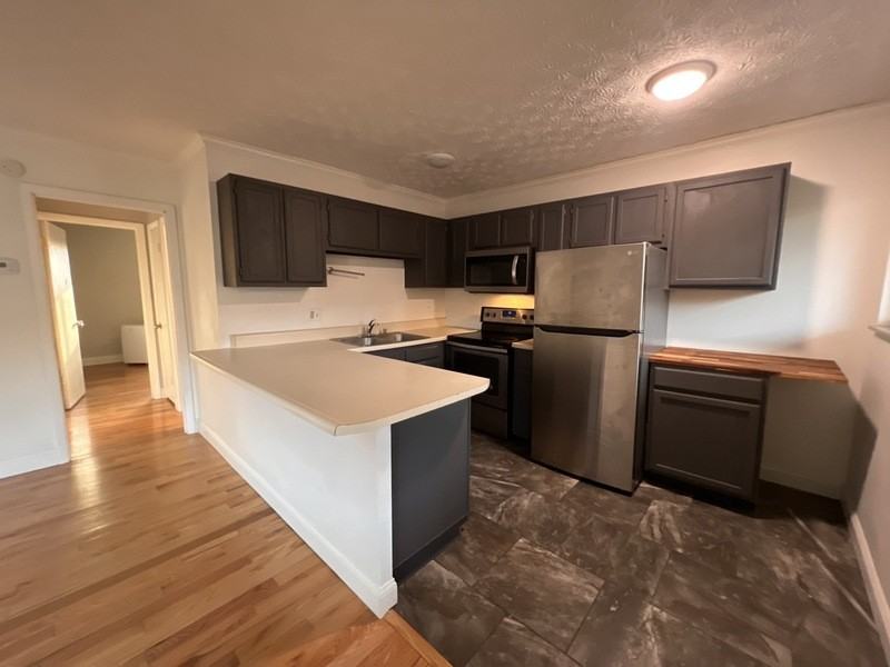 1509 Highland Ave - Photo 3 of 11