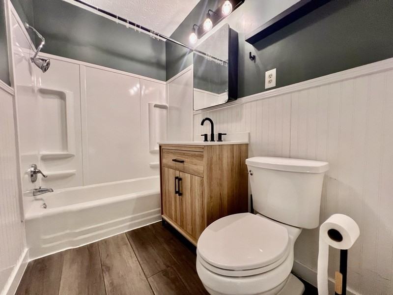 1509 Highland Ave - Photo 5 of 11