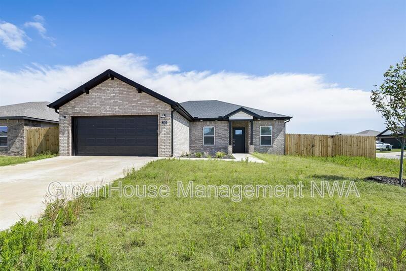 210 Williams Ct