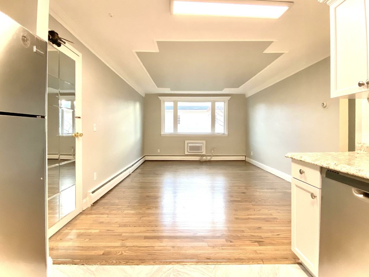 62 Carey Ave #7 - Photo 3 of 12