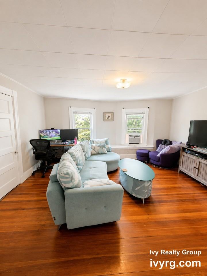 46 Paulina St #3 - Photo 5 of 11