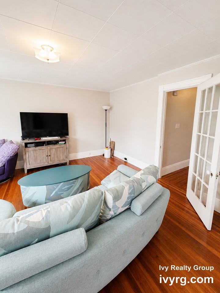 46 Paulina St #3 - Photo 6 of 11