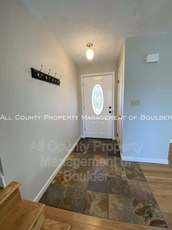 4786 Essex Cir - Photo 7 of 18