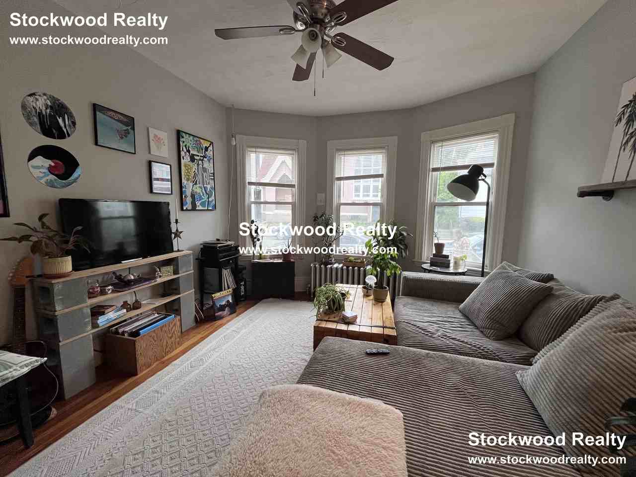 274 E Cottage St #1 - Photo 2 of 50