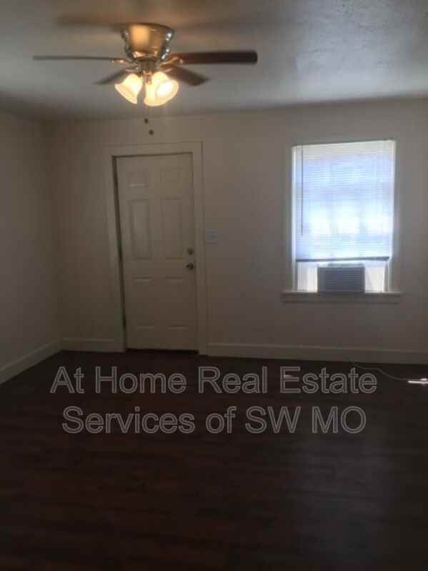 614 S Grant Ave - Photo 4 of 13