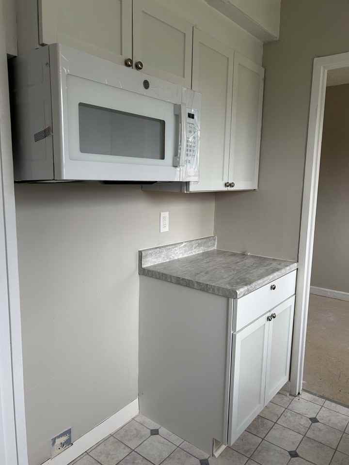 125 Holliday Drive - Photo 2 of 2