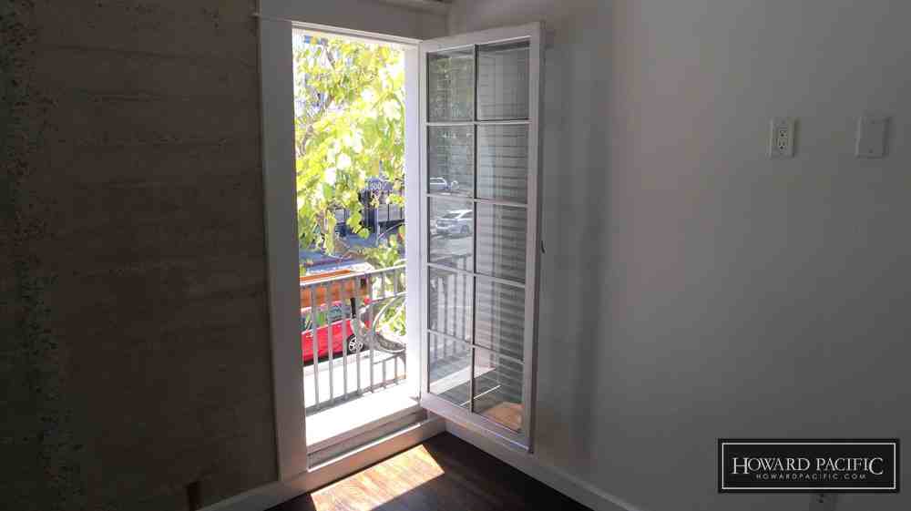 513 E Broadway - Photo 2 of 13
