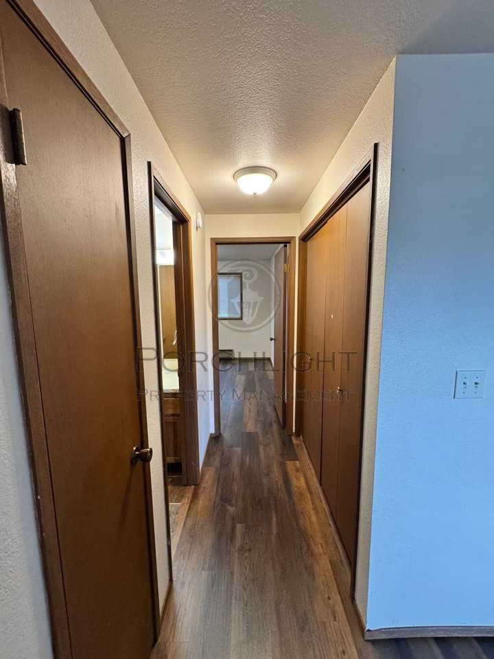 La Villa Apartments - Photo 4 of 50