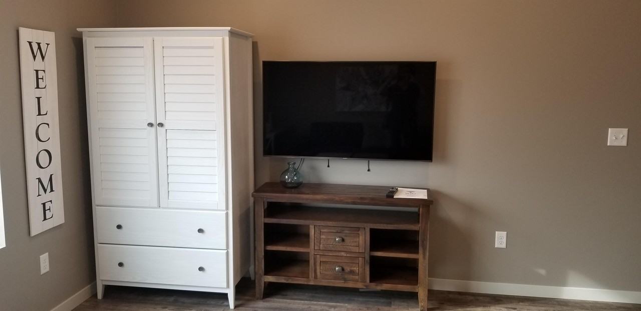 Birra LLC Apartments - Photo 3 of 8