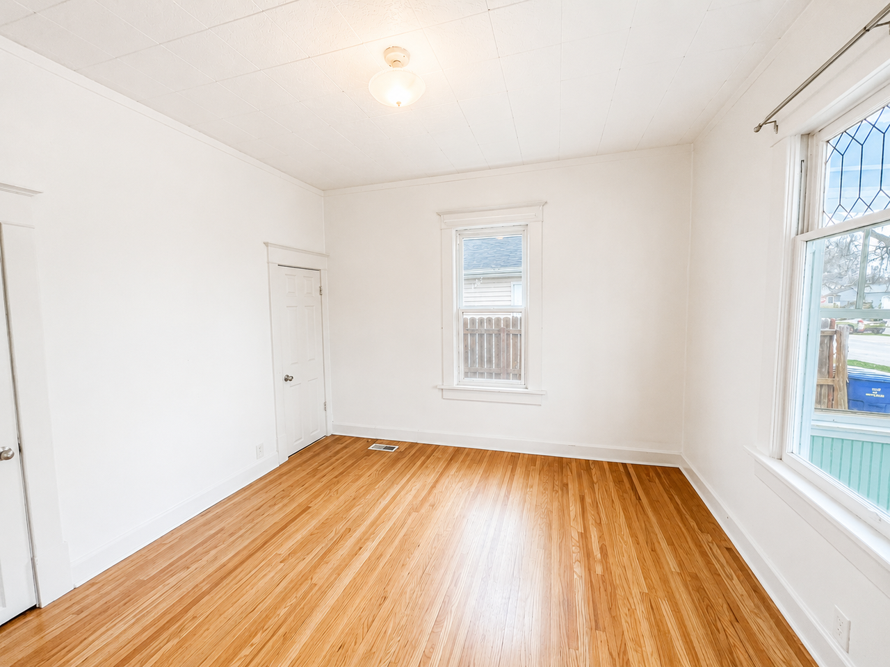 534 Park Street - Photo 6 of 20