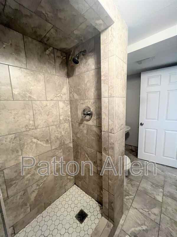 205 Hillside St #6 - Photo 7 of 8