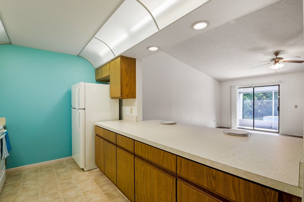 5995 Sisson Road - Photo 4 of 12