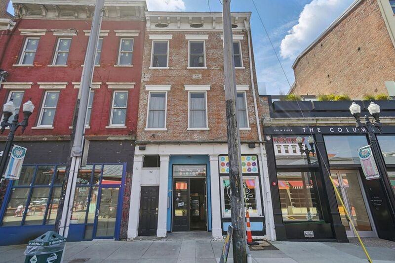 107 W Elder St #B - Photo 2 of 18