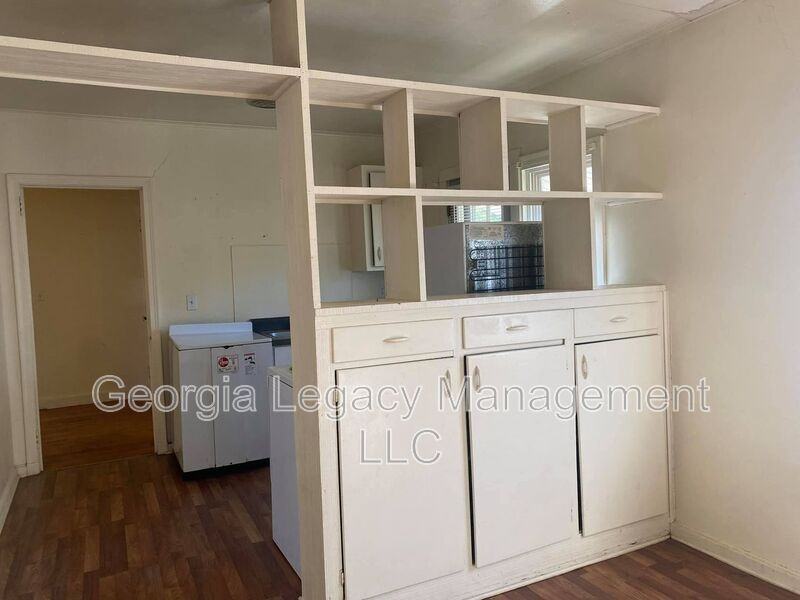 37 Andrews Ct #103 - Photo 5 of 7