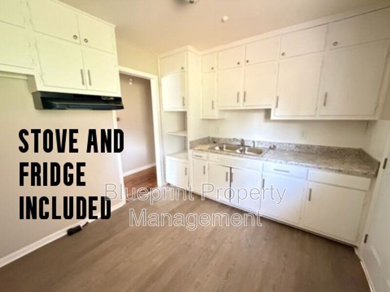 3736 Oak Ave Sw - Photo 3 of 9