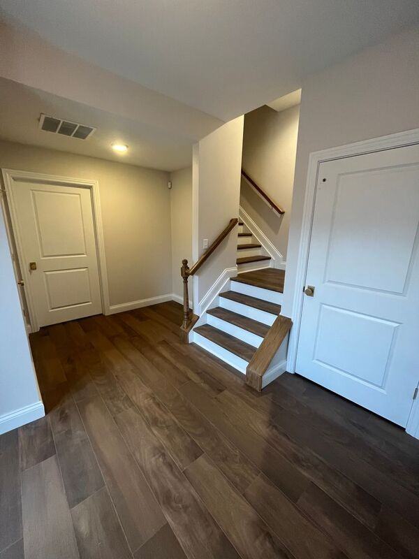 140 W 13th St - Photo 2 of 25