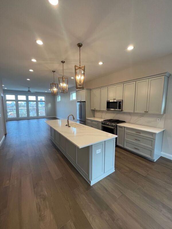 140 W 13th St - Photo 5 of 25