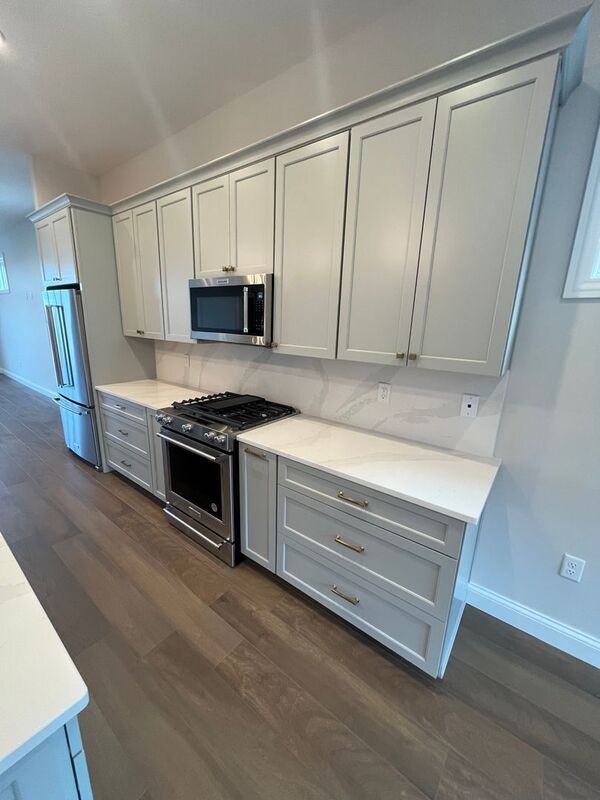 140 W 13th St - Photo 6 of 25