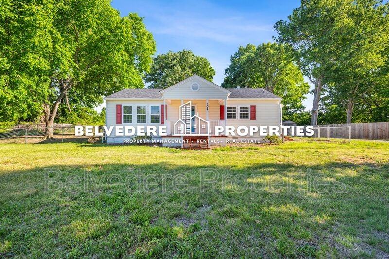 804 Graylyn Dr - Photo 4 of 28