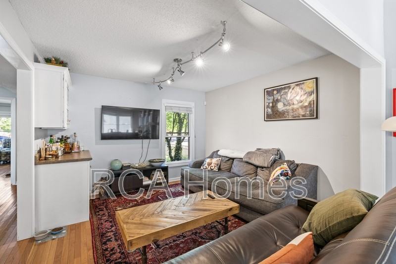 1517 Central Ave - Photo 2 of 13