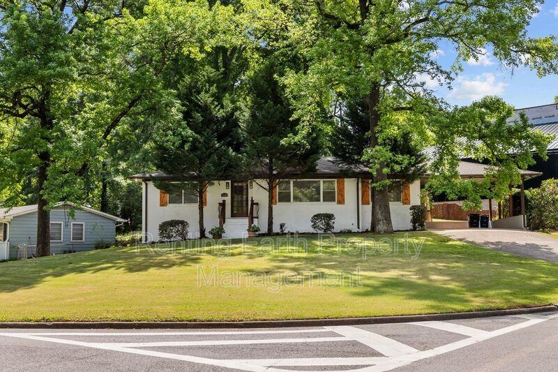 4501 Linpark Dr - Photo 3 of 32