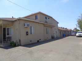 featured image of 5702 Lindhurst Ave