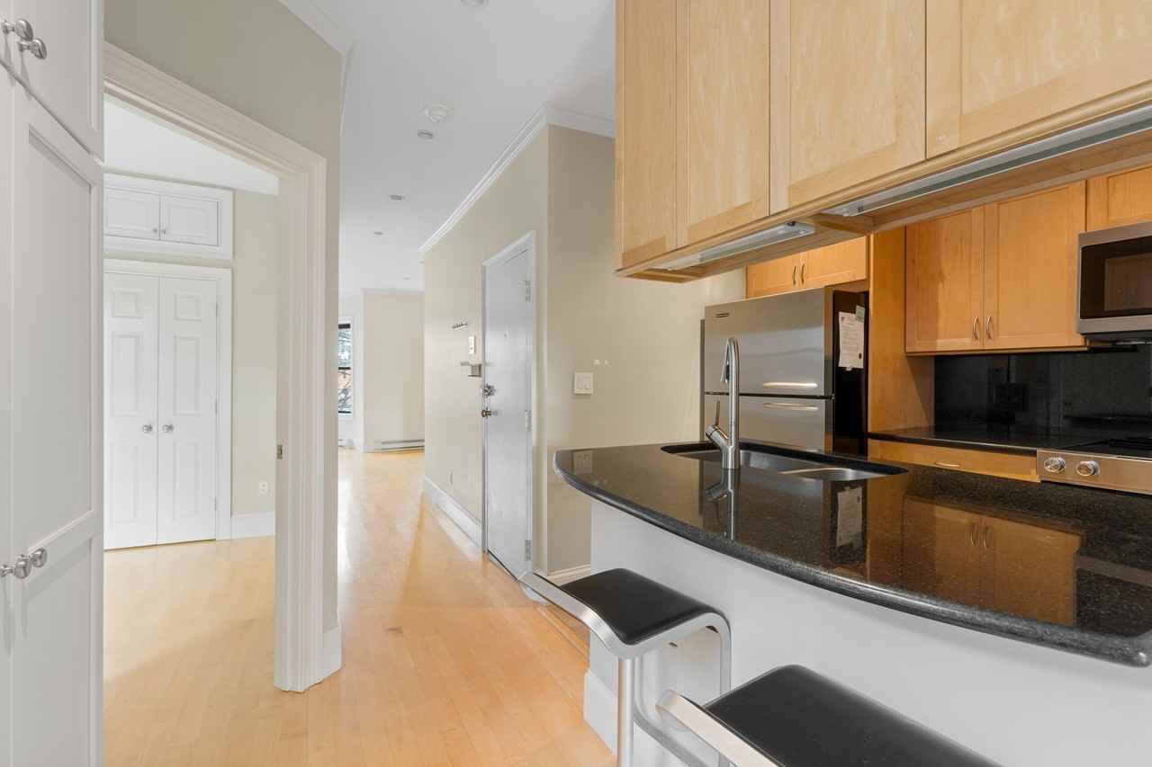 17 Follen St #4 - Photo 2 of 15