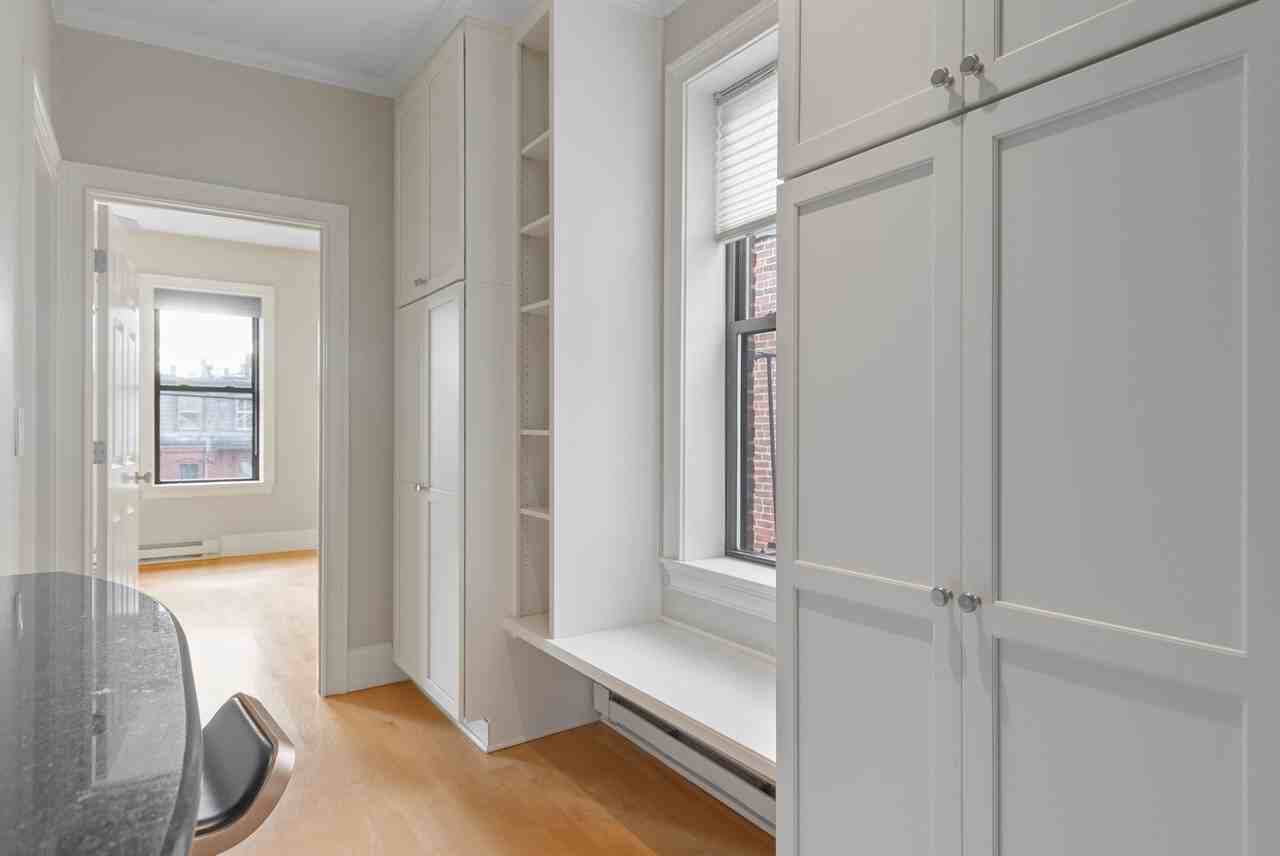 17 Follen St #4 - Photo 3 of 15