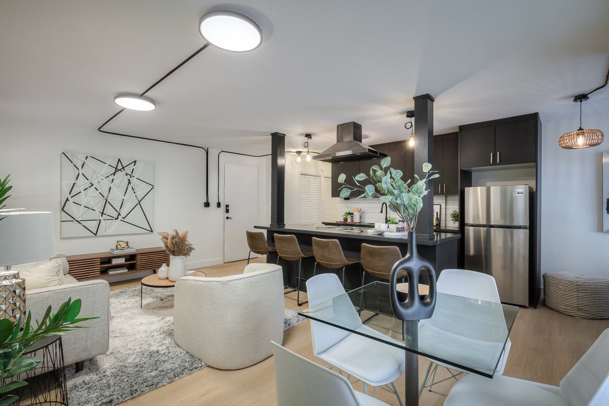 420 Eglinton Ave E #405 - Photo 6 of 29