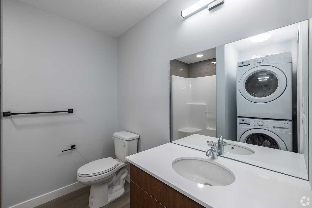 348 Greystone Boulevard - Photo 5 of 11