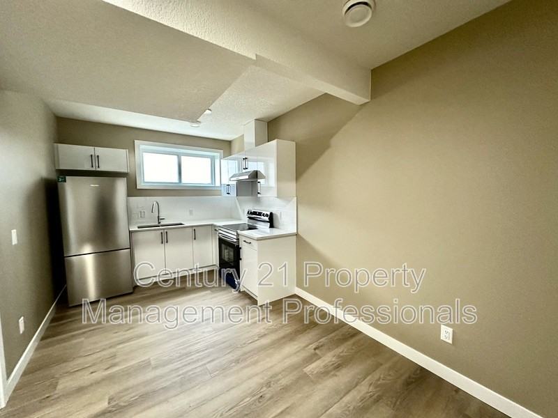 19135-29 Avenue Nw - Photo 3 of 7