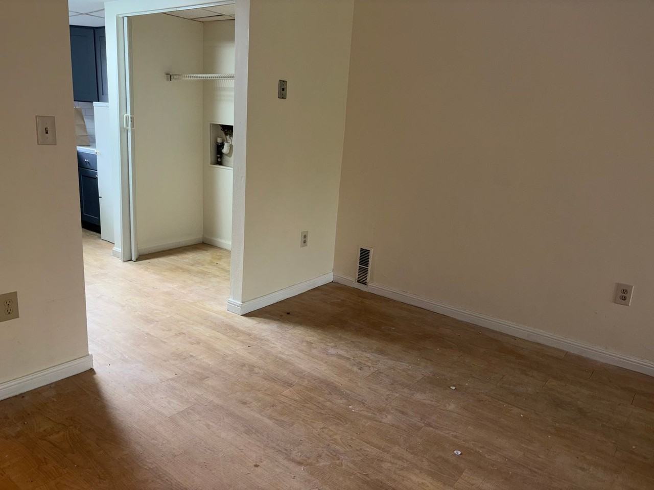 Townhouse Road Apartments - Photo 6 of 16