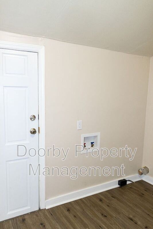 1503 E 18th St - Photo 7 of 14