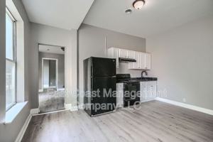 featured image of 332 S Franklintown Rd #2
