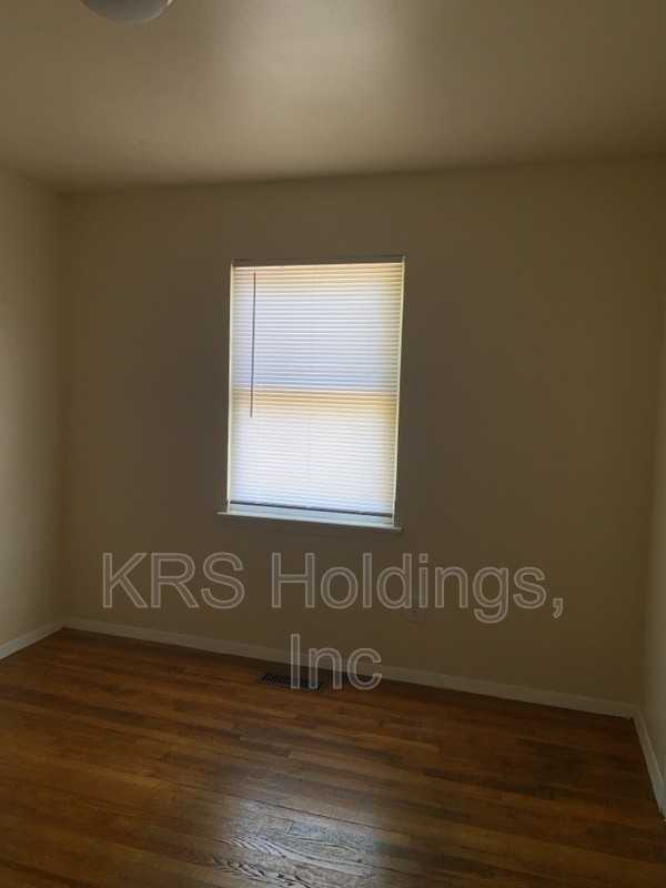 1708 Carlisle Ave #4 - Photo 3 of 9