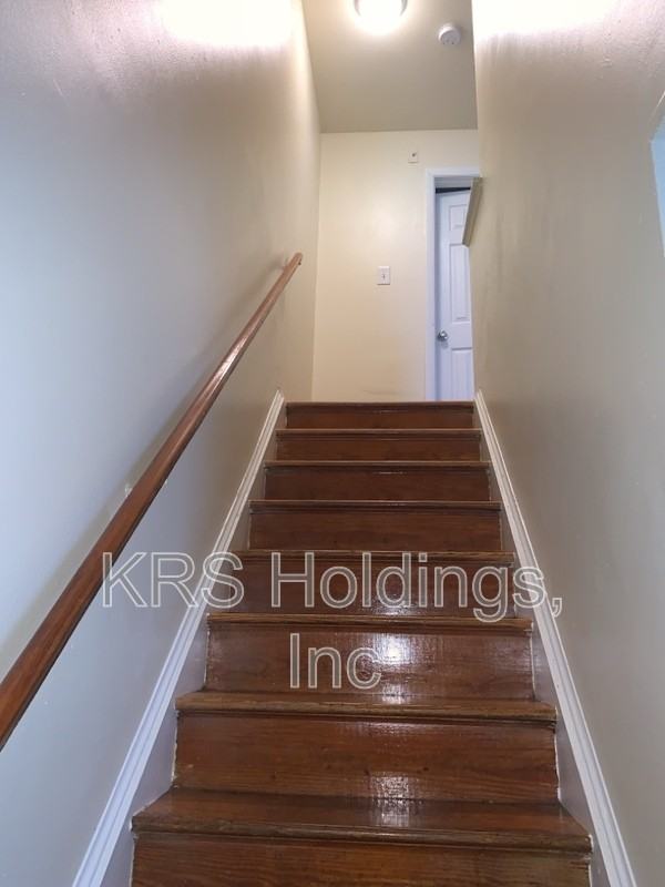 1708 Carlisle Ave #4 - Photo 2 of 9