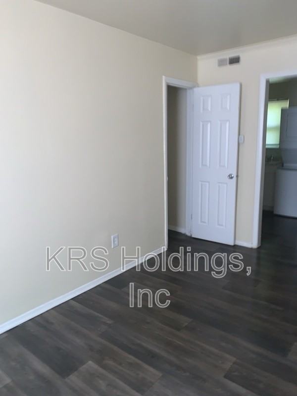 1708 Carlisle Ave #4 - Photo 4 of 9