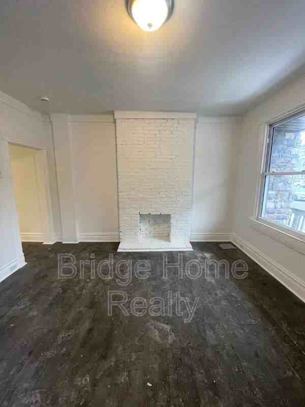 128 S Spring Ave - Photo 6 of 50