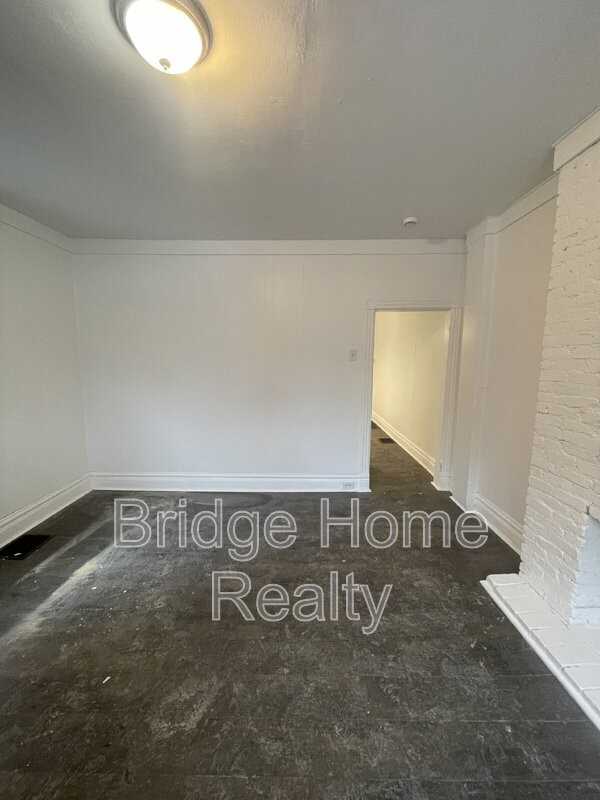 128 S Spring Ave - Photo 7 of 50