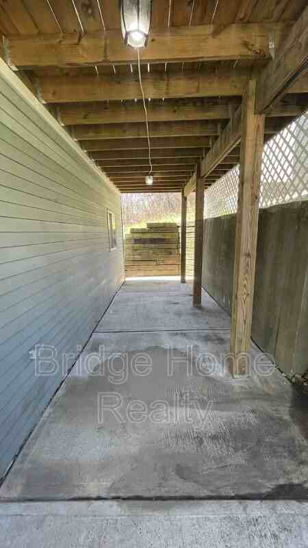 424 W 7th Ave #2 - Photo 4 of 33