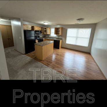 1247 Pike St #1 - Photo 2 of 5