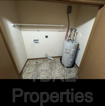 1247 Pike St #1 - Photo 3 of 5
