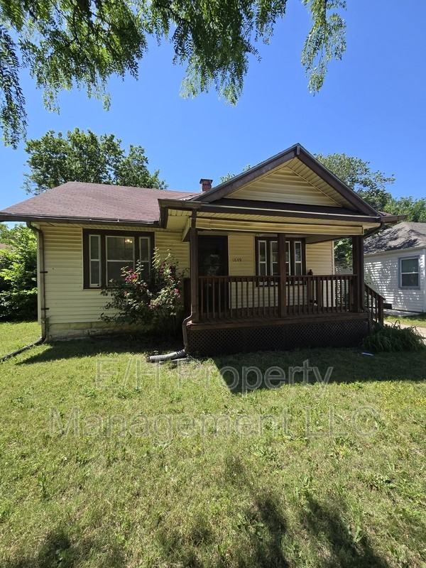 1649 N Payne Ave - Photo 2 of 32