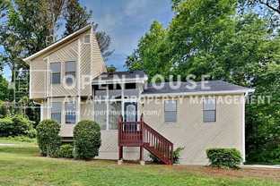 3951 Kensington Dr - Photo 1 of 1