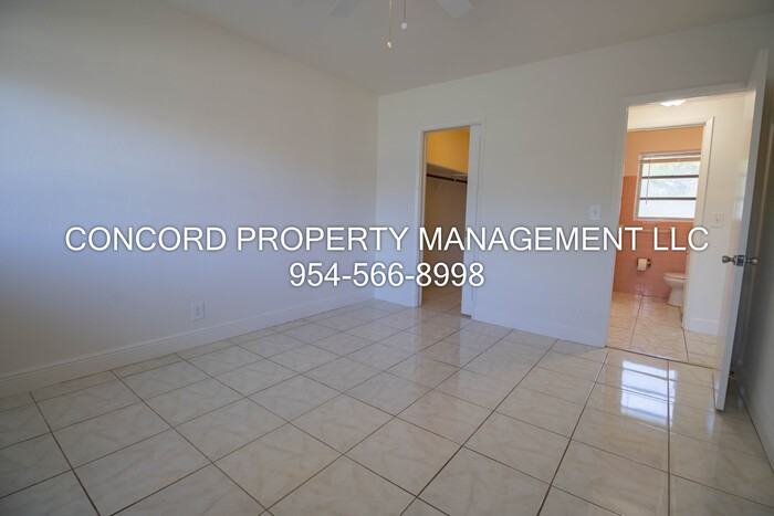 1855 Adams St #30 - Photo 7 of 12